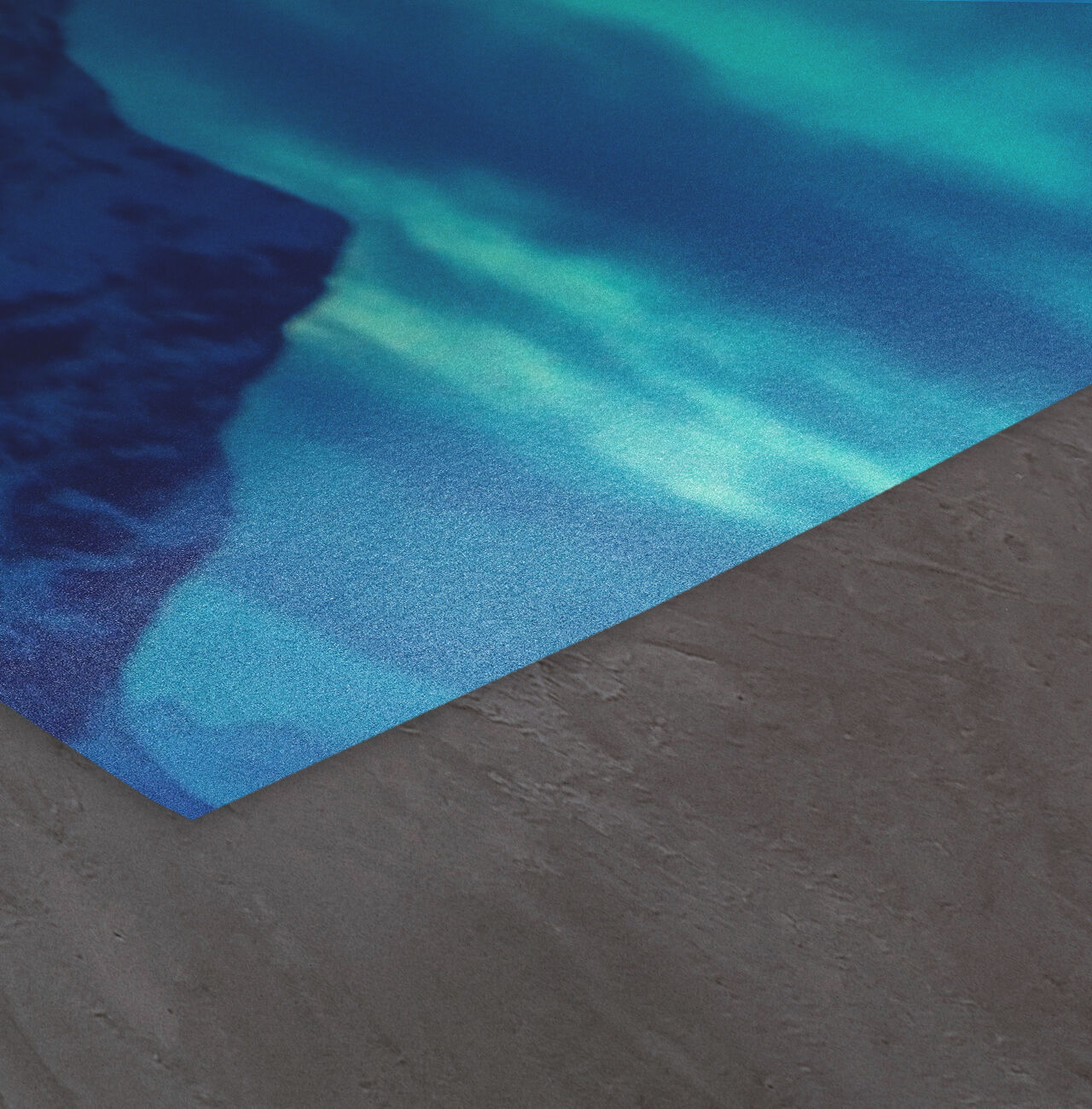 Close-up van een modern ontwerp op een blauwe achtergrond met gestructureerd materiaal