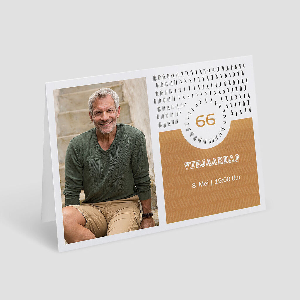 Een feestelijk ontwerp voor een 66e verjaardagskaart op 8 mei om 19:00 uur.