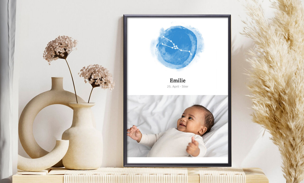 Prachtig wanddecor met kleurrijke illustratie en babyvriendelijk design.