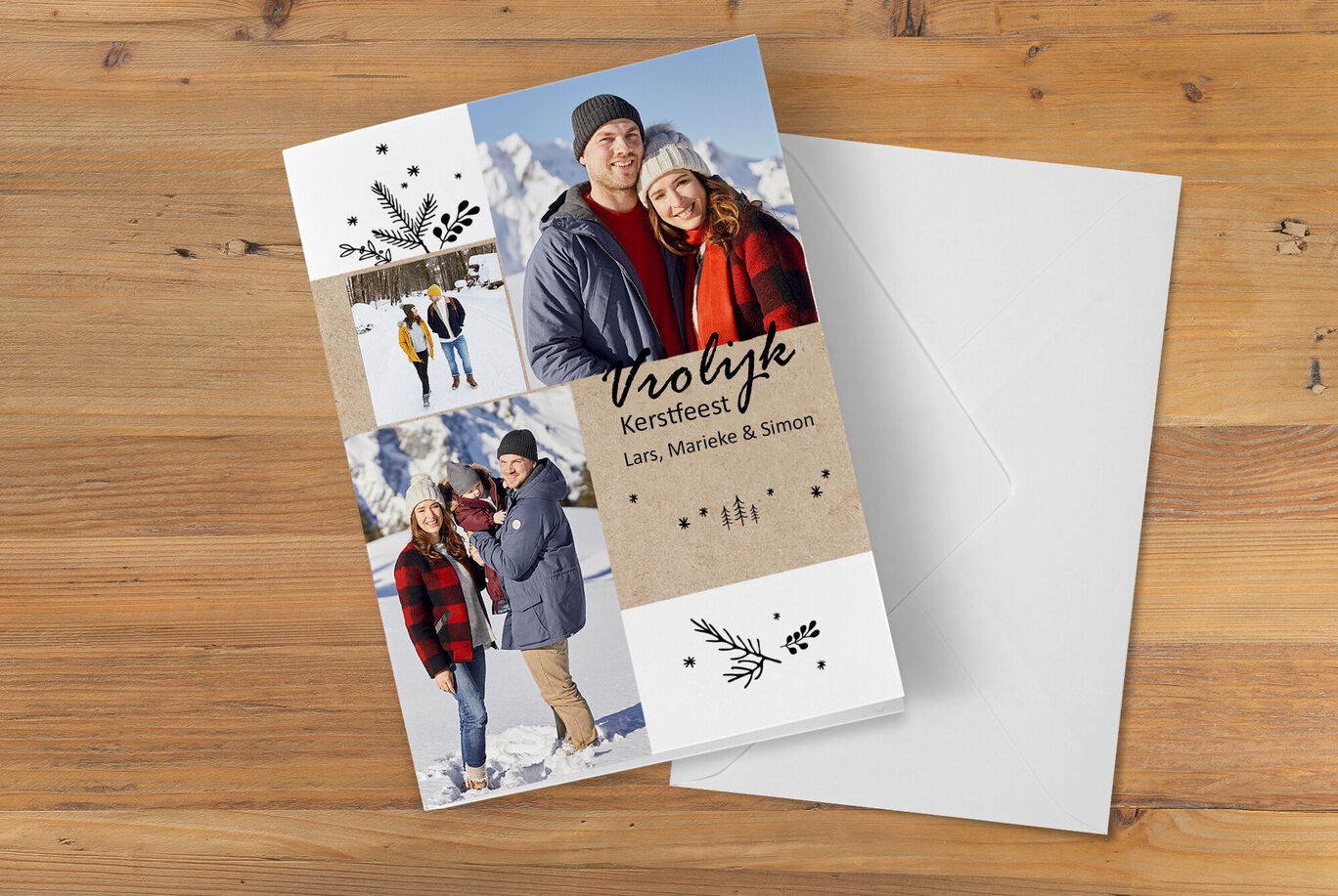 Een feestelijke wenskaart met vrolijke foto's van Lars, Marieke en Simon in winterlandschap. Creatieve ontwerpen en plek voor berichten.